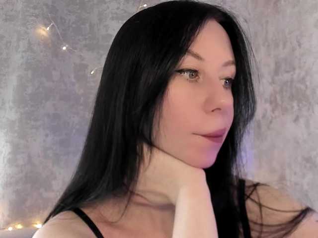 lenaaddiction's BongaCams show and profile