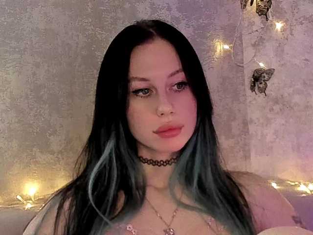 lenaaddiction's BongaCams show and profile