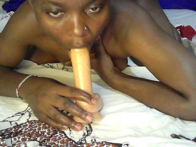 Sexybooty15 webcam bongacams model stream image