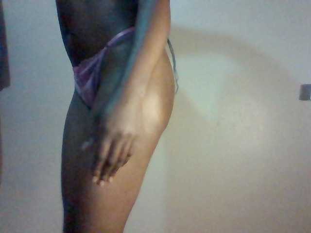 Sexybooty15's BongaCams show and profile