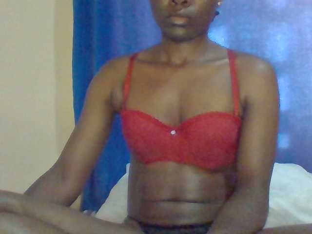 Sexybooty15's BongaCams show and profile