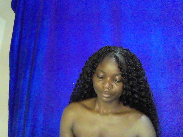 Sexybooty15's BongaCams show and profile