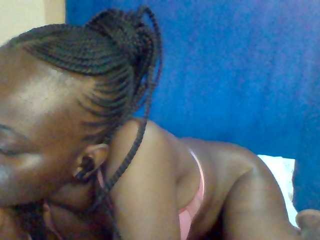 Sexybooty15's BongaCams show and profile