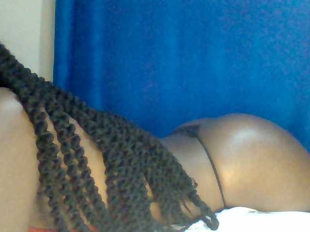 Sexybooty15's BongaCams show and profile