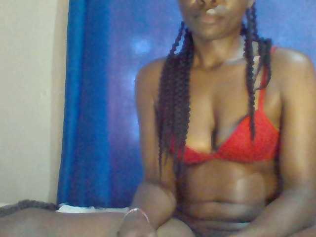 Sexybooty15's BongaCams show and profile