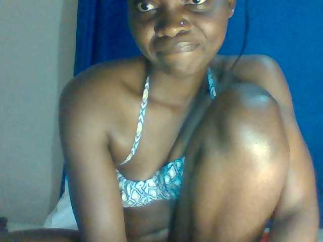 Sexybooty15's BongaCams show and profile