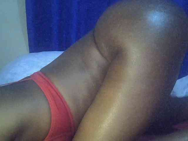 Sexybooty15 webcam
