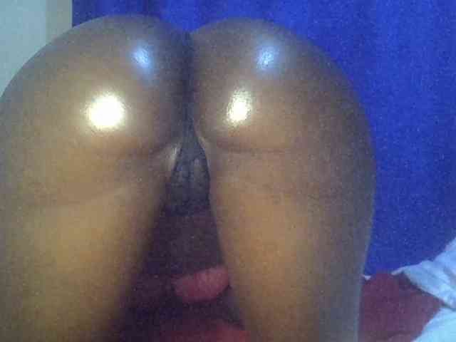 Sexybooty15 webcam