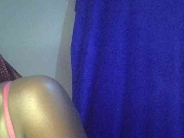 Sexybooty15 webcam