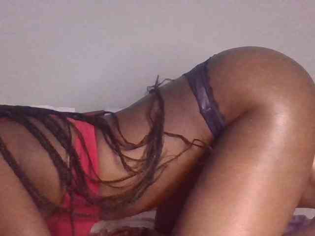 Sexybooty15 webcam