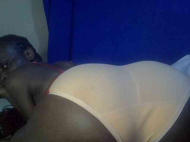 Sexybooty15 webcam