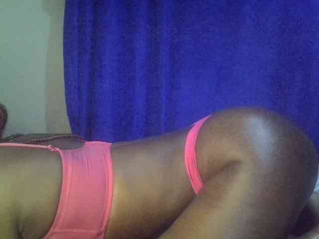 Sexybooty15 webcam