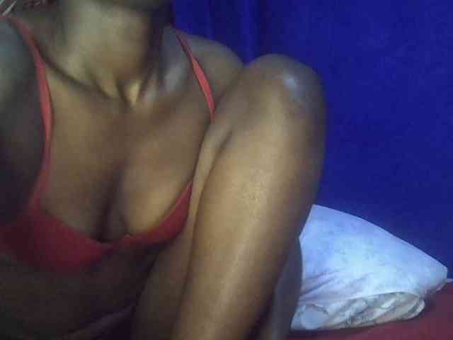 Sexybooty15 webcam
