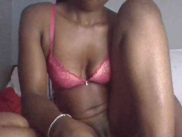 Sexybooty15 webcam