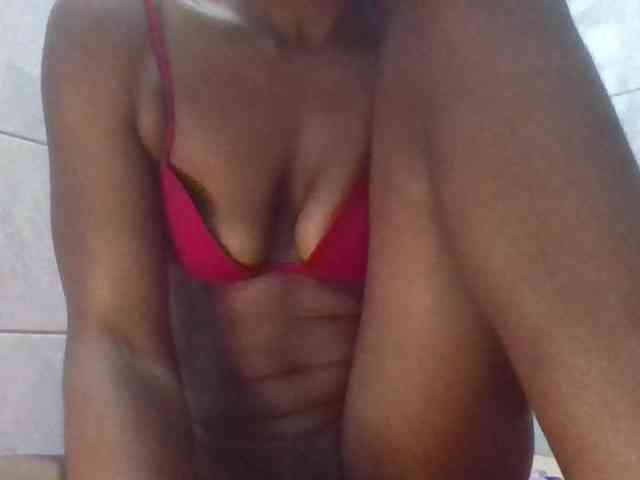 Sexybooty15 webcam