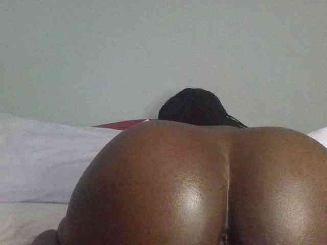 Sexybooty15 webcam