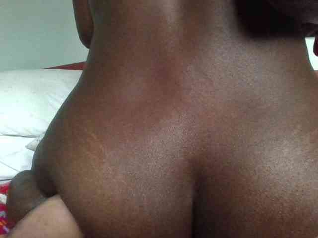 Sexybooty15 webcam