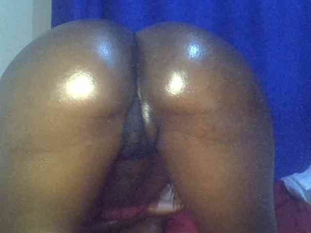 Sexybooty15 webcam