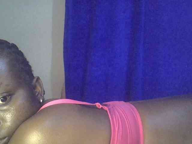 Sexybooty15 webcam