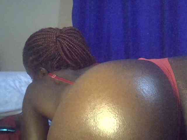Sexybooty15 webcam