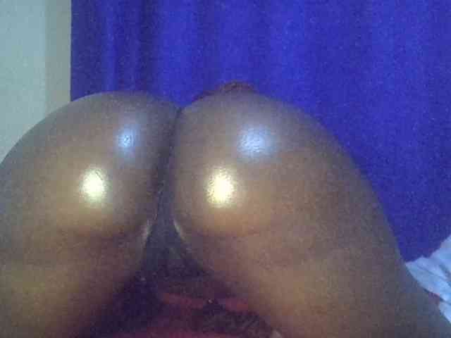 Sexybooty15 webcam