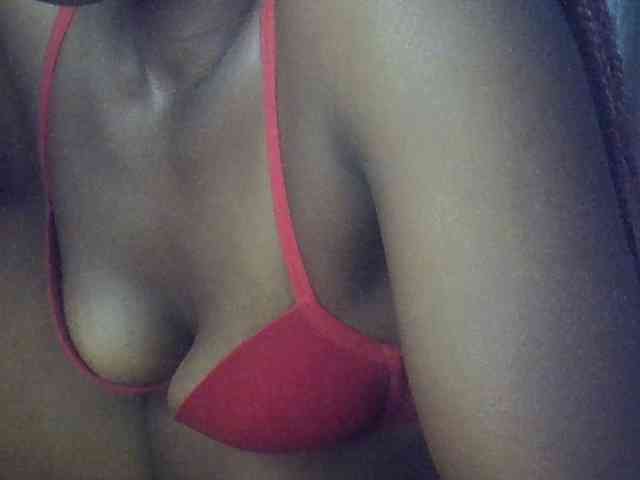Sexybooty15 webcam