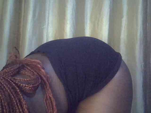 Sexybooty15 webcam