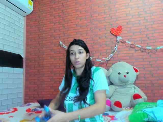 girlyarrabol webcam