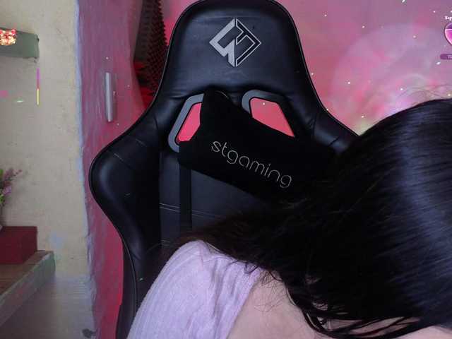 valeria-mendoza's BongaCams show and profile