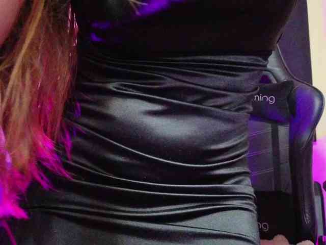 valeria-mendoza webcam