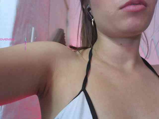 valeria-mendoza webcam