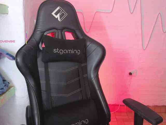 valeria-mendoza webcam