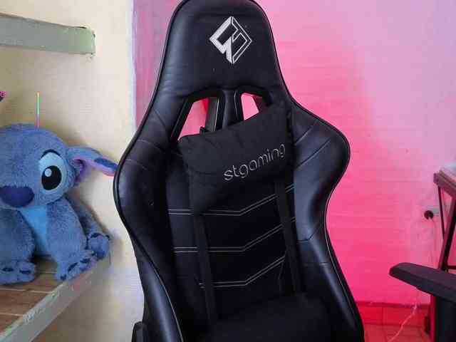 valeria-mendoza webcam