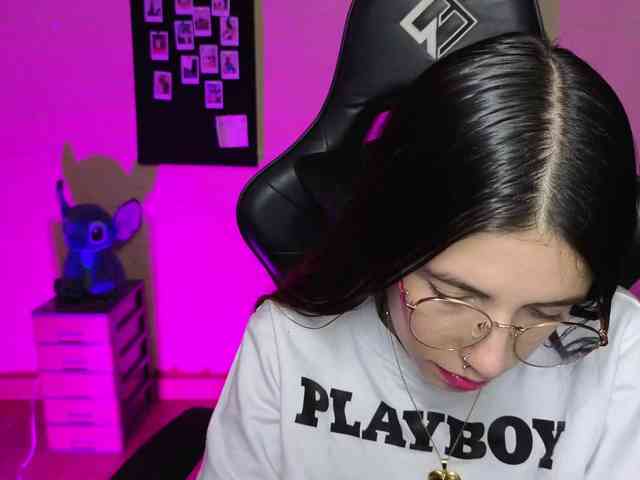 valeria-mendoza webcam