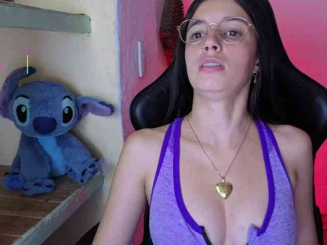 valeria-mendoza webcam