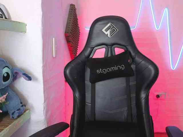 valeria-mendoza webcam