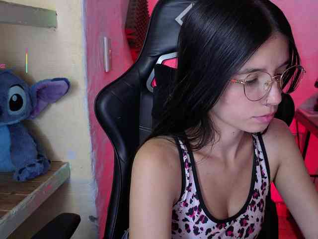 valeria-mendoza webcam