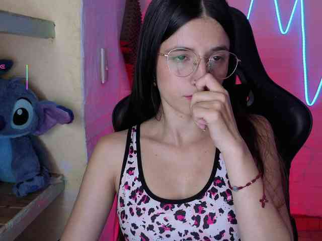 valeria-mendoza webcam