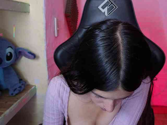 valeria-mendoza webcam