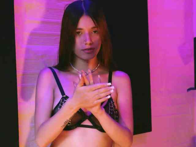 valeria-mendoza webcam