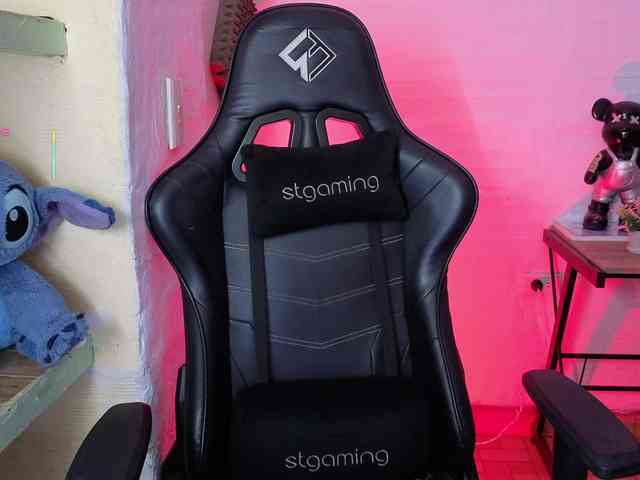 valeria-mendoza webcam