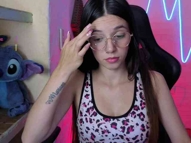 valeria-mendoza webcam