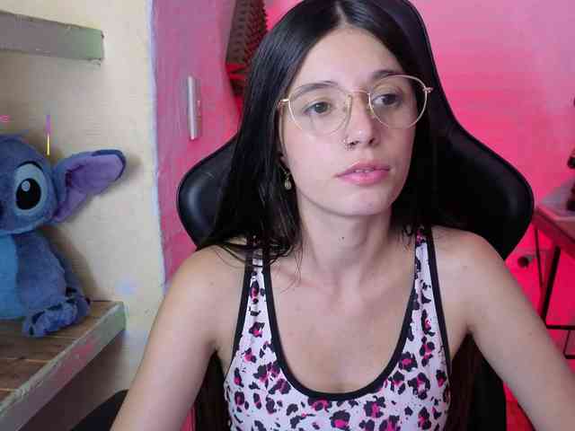 valeria-mendoza webcam