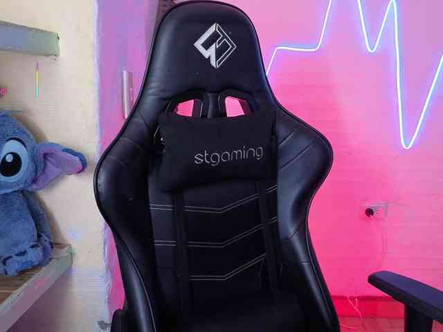 valeria-mendoza webcam