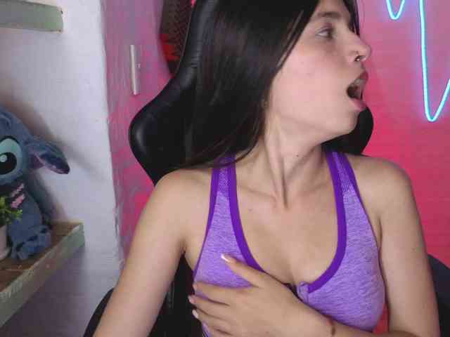 valeria-mendoza webcam