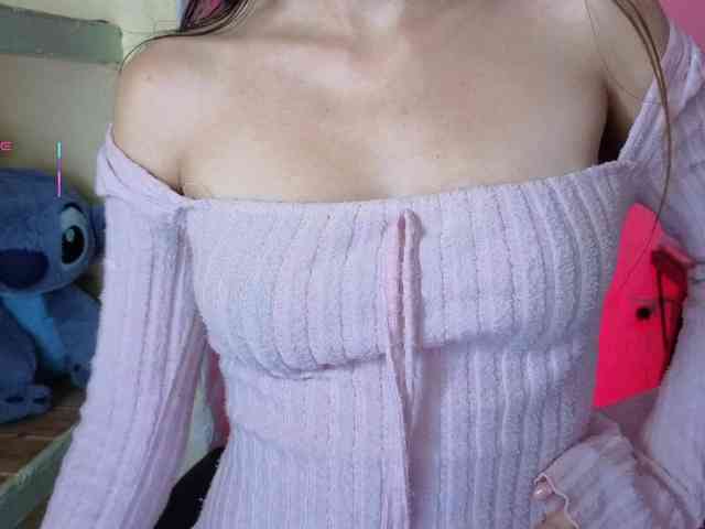 valeria-mendoza webcam