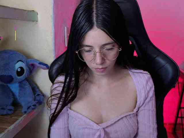 valeria-mendoza webcam