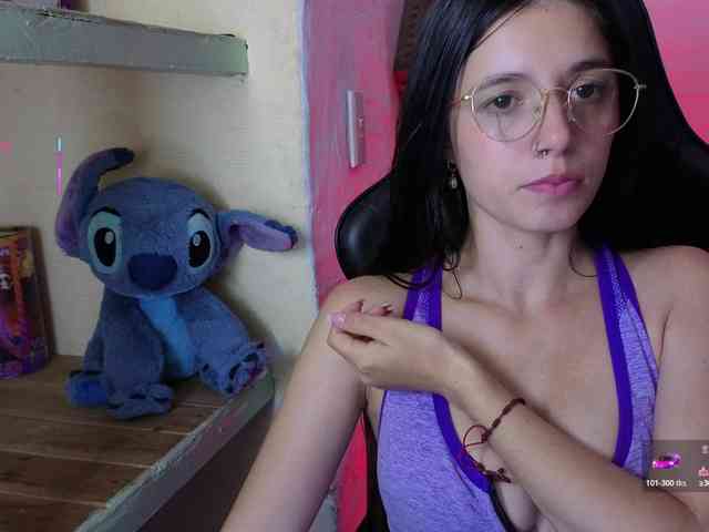 valeria-mendoza webcam