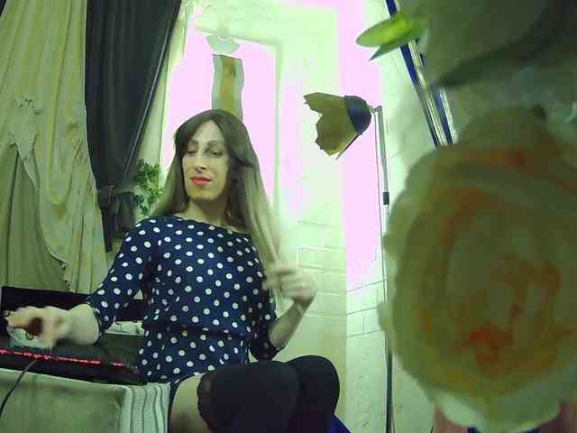 Mary-Loon Live Webcam on BongaCams