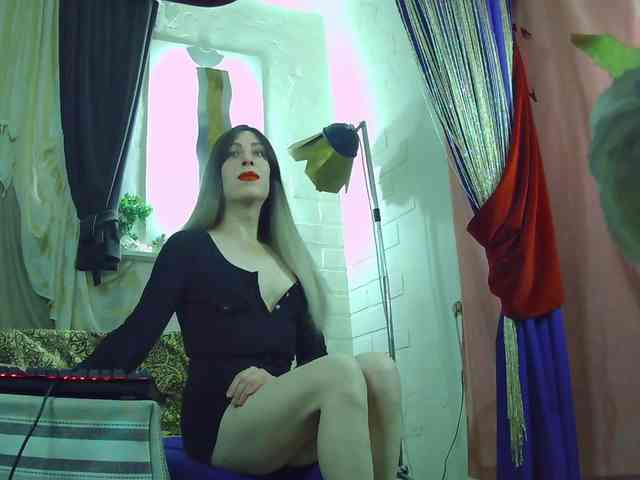 Mary-Loon Live Webcam on BongaCams